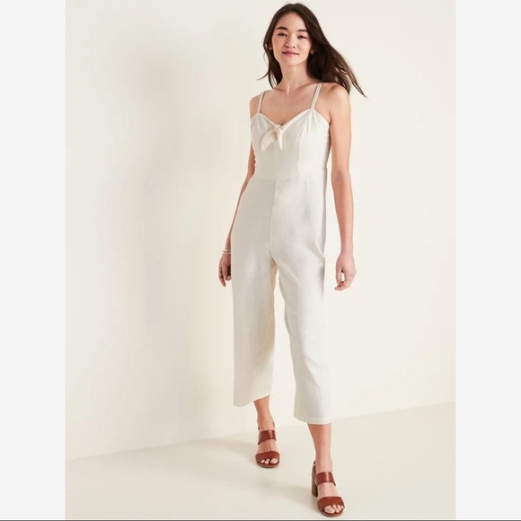Old Navy Tie-Front Linen-Blend Cami Jumpsuit in off-white color Size M - Picture 1 of 8